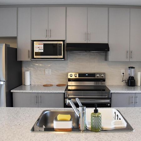 Have Whole House To Yourself Thorold Экстерьер фото
