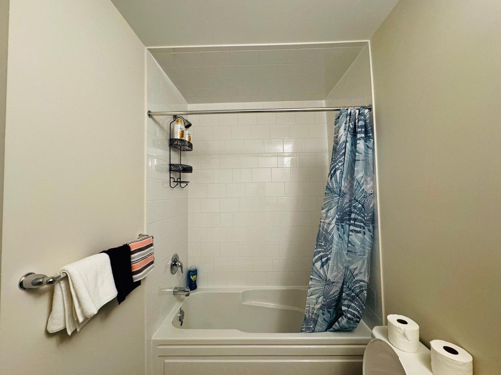 Have Whole House To Yourself Thorold Экстерьер фото