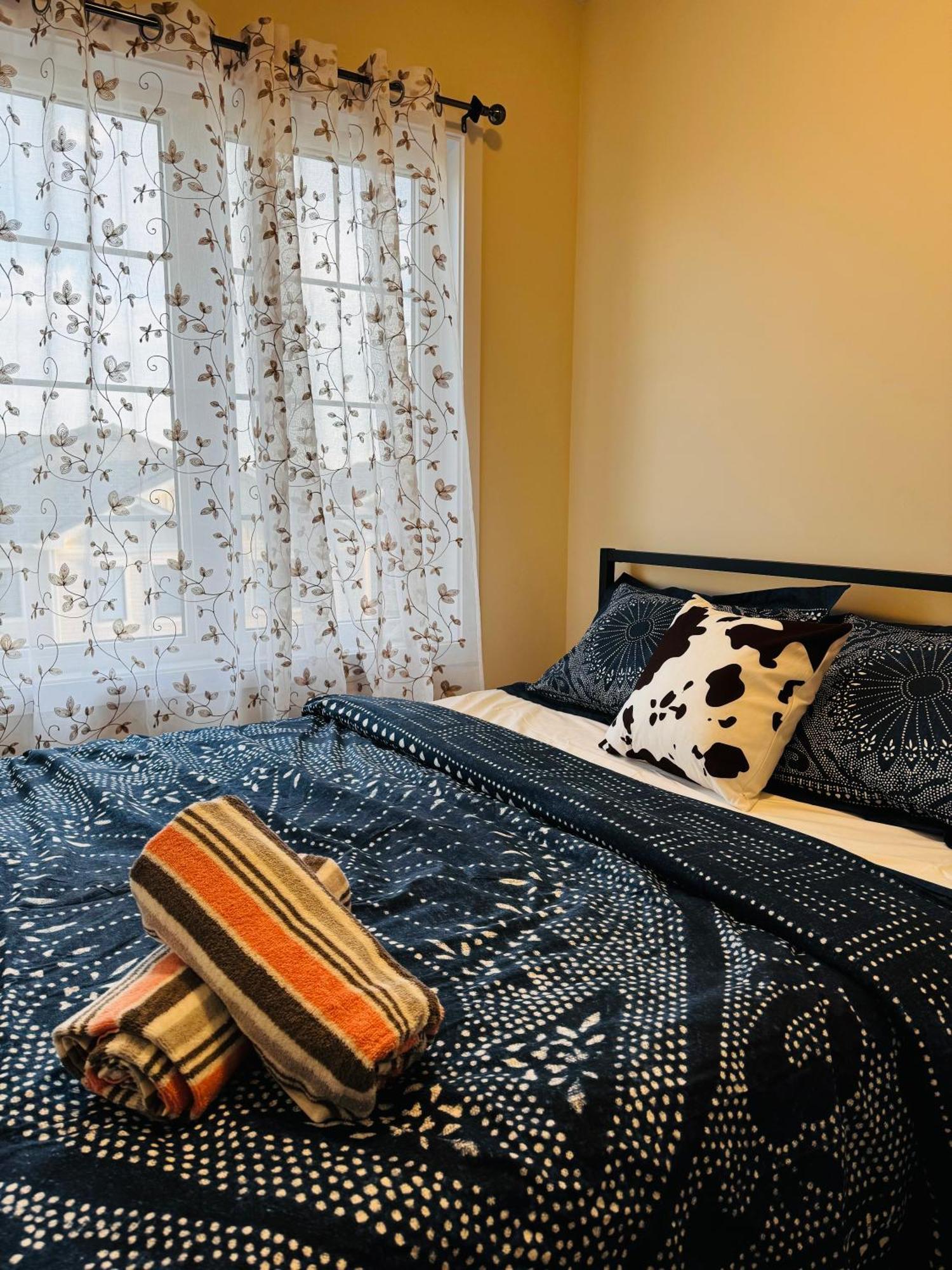 Have Whole House To Yourself Thorold Экстерьер фото